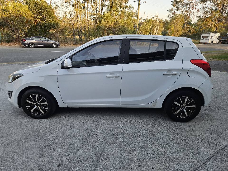 2014 i207.jpg